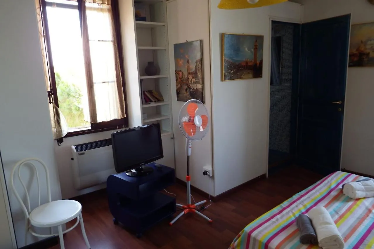 Holiday No Stress Bayview Apartment Venice